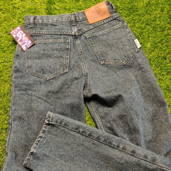 VINTAGE GREEN-WASH HIGH WAIST MOM JEANS - Picture 5 of 9